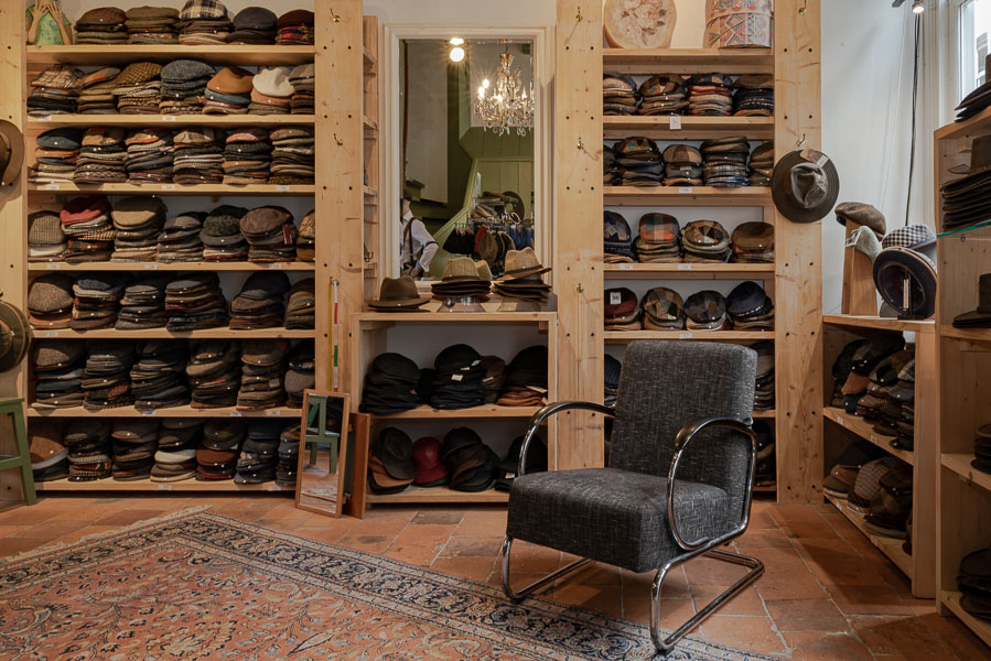 Hoedtique Mary StoopEngstraat 9 Heusden vestingHoedenwinkelWinkel ruimte_1