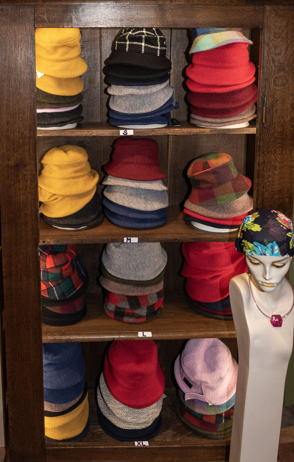 Hoedtique Mary StoopEngstraat 9 Heusden vestingHoedenwinkelWinkel ruimte_15