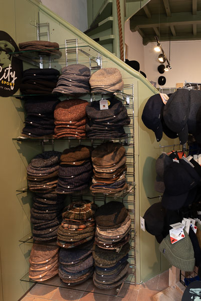 Hoedtique Mary StoopEngstraat 9 Heusden vestingHoedenwinkelWinkel ruimte_6