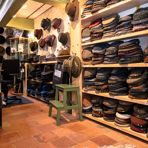 Hoedtique Mary StoopEngstraat 9 Heusden vestingHoedenwinkelWinkel ruimte_8 Hoed kopen in Den Bosch